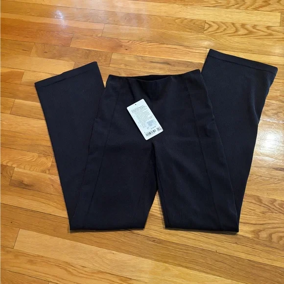 LULULEMON ribbed softstream flared pant regular